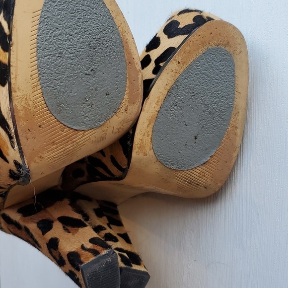 Steve Madden Leopard Print Cow Hair Platform Heels 8 - Picture 7 of 8